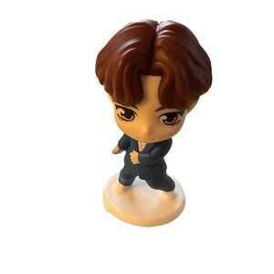 McDonald's TINY TAN (BTS) - 'V' fast food toy